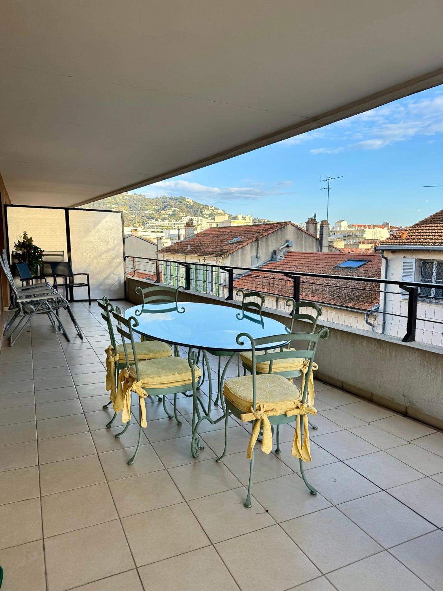 Spacious Luxury Apt, 12 Min Walk To Croisette Beach And Conf Centre Cannes Zewnętrze zdjęcie
