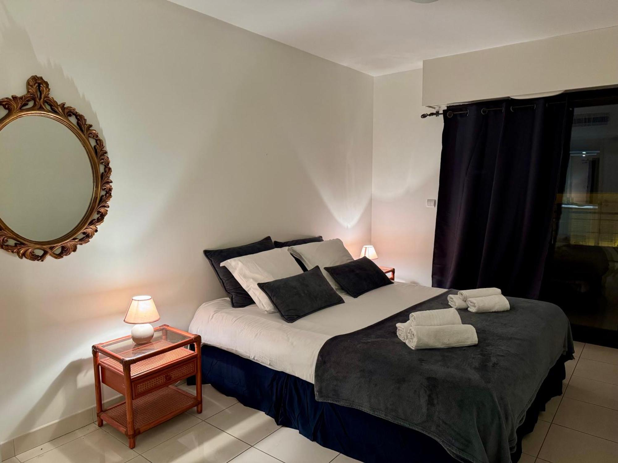 Spacious Luxury Apt, 12 Min Walk To Croisette Beach And Conf Centre Cannes Zewnętrze zdjęcie